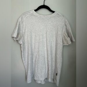 Kenneth Cole men’s Large White Tee